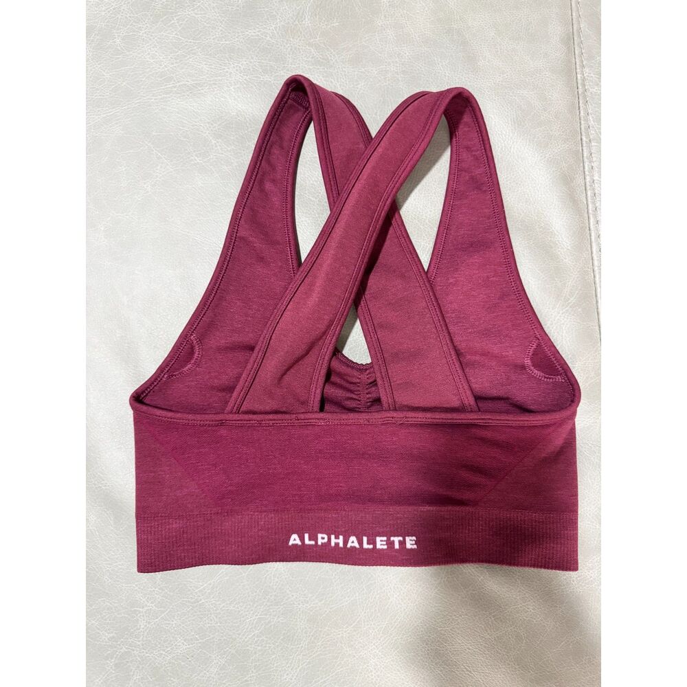 Alphalete seamless cross-back sports bra Small